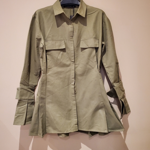 Brand new with tag BUTTON-DOWN SHIRT DRESS IN DARK GREEN - Picture 3 of 4